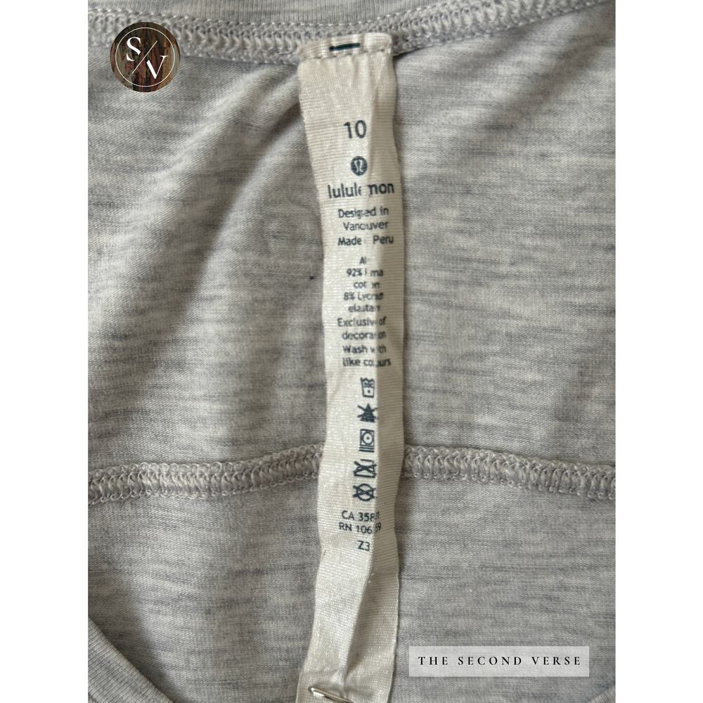 Lululemon Activewear Top Light Heather Grey To The Point Tank Size 10 - Picture 12 of 12